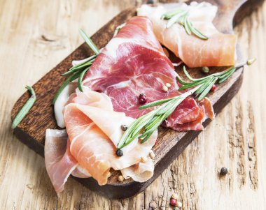 Prosciutto jambonu biberiye ve biber baharat