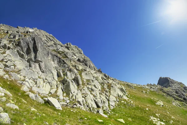 Natuur berglandschap in de Karpaten — Stockfoto