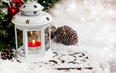 Sihirli Noel fener karda