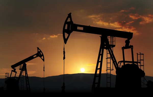 Oil well farm — Stock Photo, Image