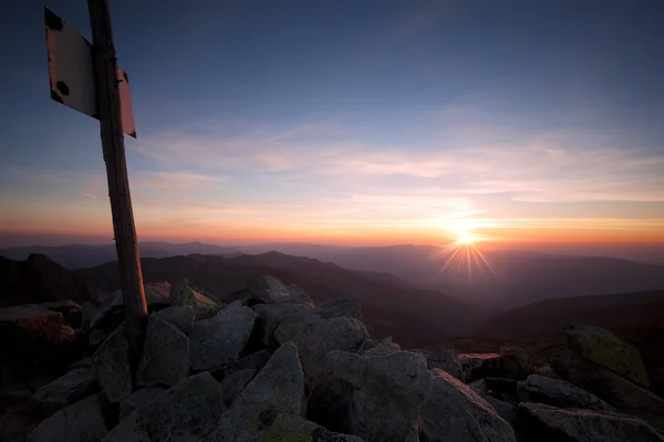 Sunset view from the mountain peak Bucura — Stock Photo, Image