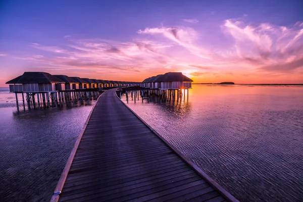 Luxury Travel Resort Maldives Islands Water Villas Bungalows Wooden Pier — Stock Photo, Image