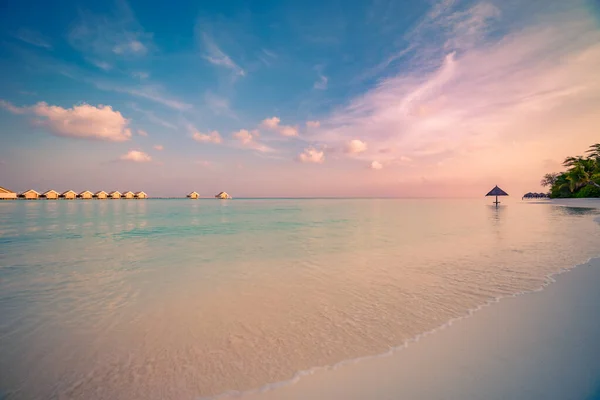 Water Villas Lagoon Maldives Resort Island Sunset Paradise Coast Shore — Stock Photo, Image