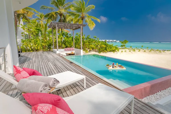 Breakfast Swimming Pool Floating Breakfast Luxurious Tropical Resort Table Relaxing — Stok fotoğraf