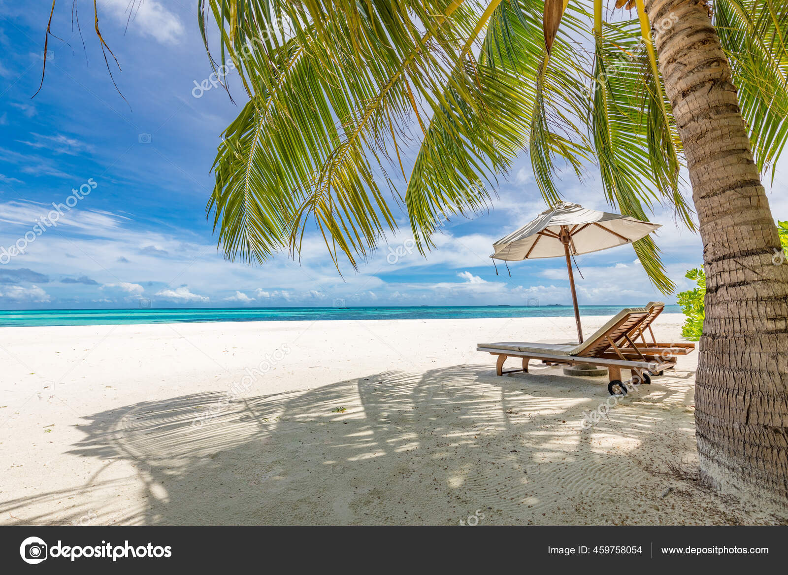 Tranquila Escena Playa Exótico Paisaje Playa Tropical Para Fondo Fondo —  Foto de stock #459758054 © icemanphotos, image size:1600x1167