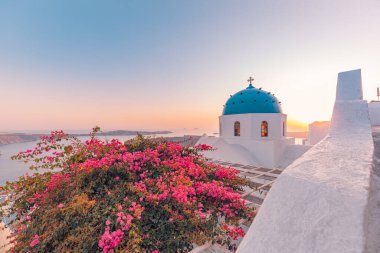 Santorini adasının güzel manzarası