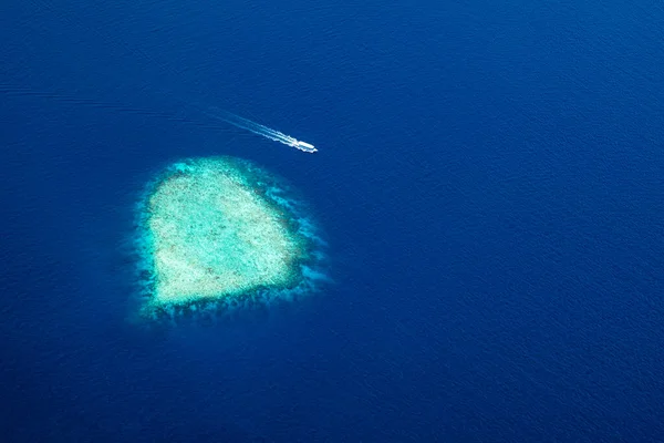Adaların Hava Manzarası Güzel Maldivler Cenneti Tropikal Plajının Havadan Çekilmiş — Stok fotoğraf