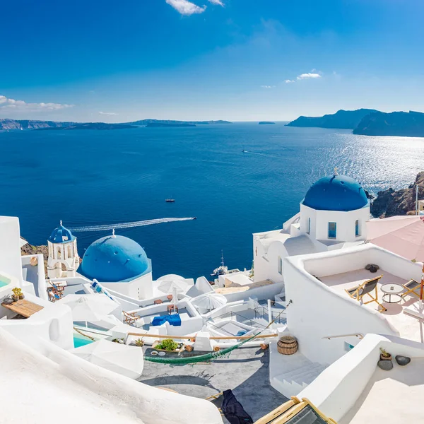 Hagyományos Fehér Építészet Luxus Nyári Utazási Cél Nyaralás Jelenet — Stock Fotó