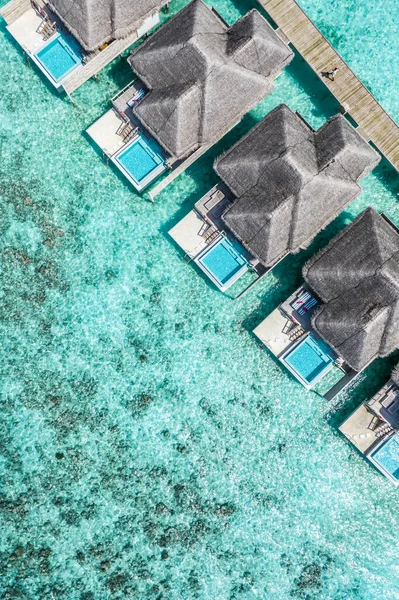 豪華な熱帯リゾートの空中ビュー — ストック写真
