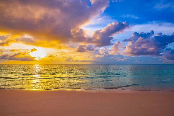 Vacker Tropisk Strand Solnedgången Resebegrepp — Stockfoto