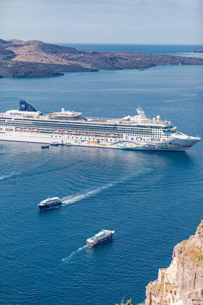 Santorini Yunanistan 2019 Norveç Yıldızı Yunanistan Santorini Körfezinde Norveçli Cruise — Stok fotoğraf