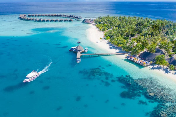 Beautiful Tropical Resort Bungalows Travel Concept — Stock Photo, Image