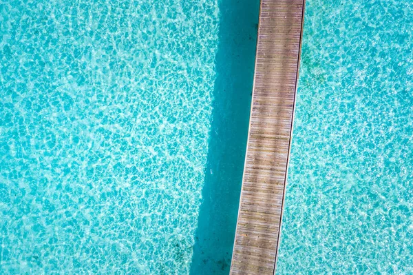 Egzotikus Légi Kilátás Türkiz Víz Móló Maldív Szigetek Szigetén Gyönyörű — Stock Fotó