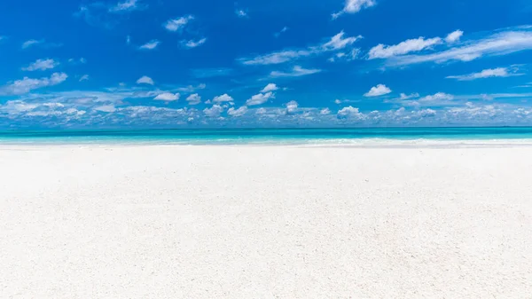 Piękna Tropikalna Plaża Koncepcja Podróży — Zdjęcie stockowe