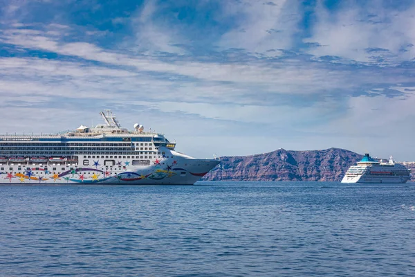 Santorini Görögország 2019 Norwegian Star Norwegian Cruise Line Tulajdonában Lévő — Stock Fotó