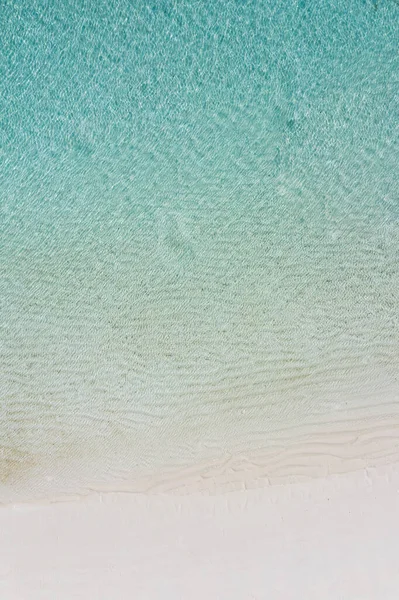 Kumu Suyu Olan Güzel Bir Sahil — Stok fotoğraf