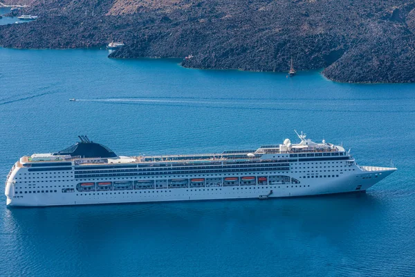 Vista Aérea Navio Cruzeiro Mar — Fotografia de Stock