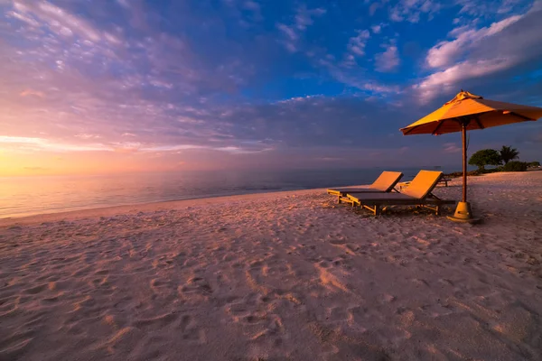 Gyönyörű Naplemente Strandon — Stock Fotó