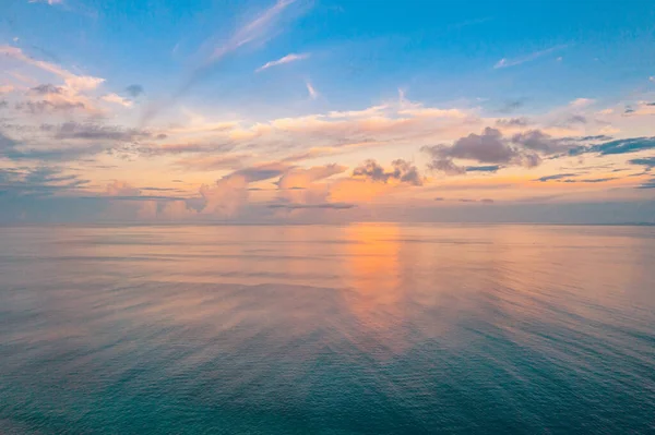 Schöner Sonnenuntergang Über Dem Meer — Stockfoto