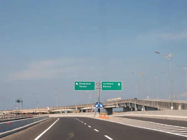 Badung Bali Indonesia Octubre 2019 Carretera Desierta Bali Mandara Carretera —  Fotos de Stock