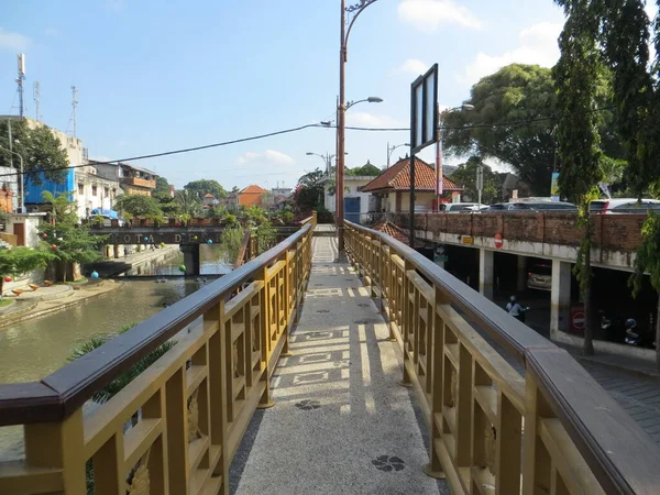 Denpasar Indonesia Ottobre 2019 Ponte Pedonale Sul Tukad Badung Fuori — Foto Stock