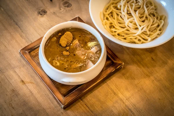 Tsukemen Japon şehriye