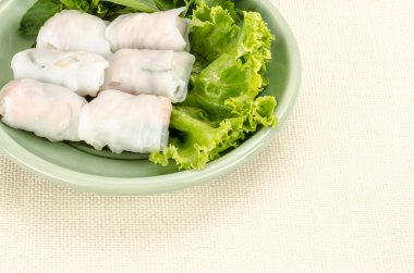 Taze makarna böreği