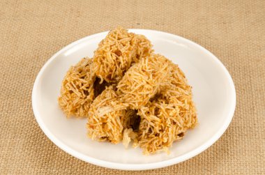 Tatlı çıtır şehriye