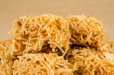 Tatlı çıtır şehriye