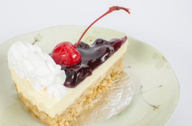 Yaban mersinli cheesecake