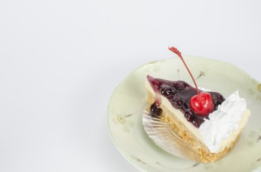 Yaban mersinli cheesecake