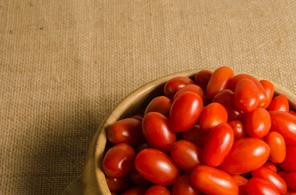 Tomates cereja — Fotografia de Stock