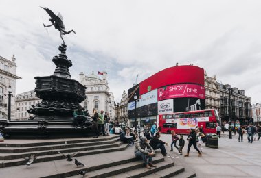 Piccadilly circus, Londra