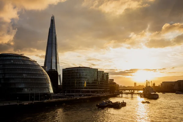 De Scherf wolkenkrabber in Londen — Stockfoto