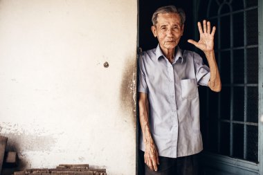 89 yaşında Vietnamlı uzun vinh yakınındaki mekong Deltası'nda