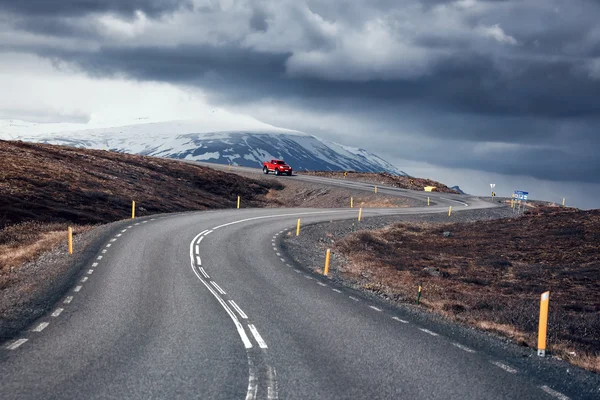 Winding mountain road — Stock Photo, Image