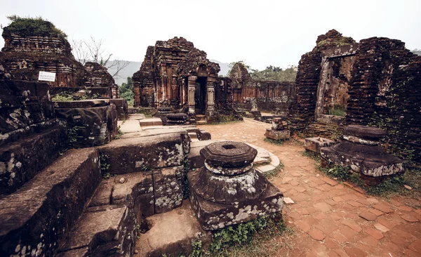 私の息子の寺院遺跡 — ストック写真