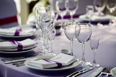 Restoranda boş bardaklar