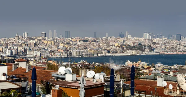 Beau panorama d'Instanbul — Photo