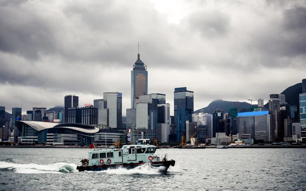 Budynków miasta łodzi i Hong Kongu — Zdjęcie stockowe