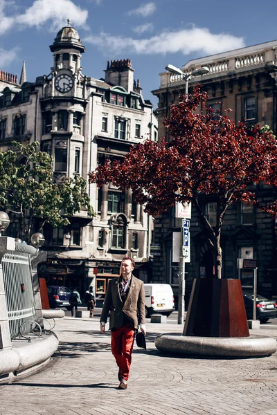 Pessoas na rua em Dublin — Fotografia de Stock