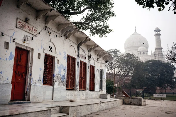 Edificio cerca del Taj Mahal Palace en Agra —  Fotos de Stock