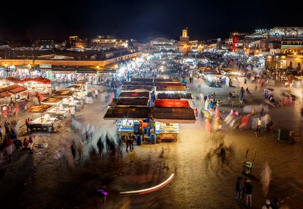 Djemaa El-fna Marrakechissa, Marokossa — kuvapankkivalokuva