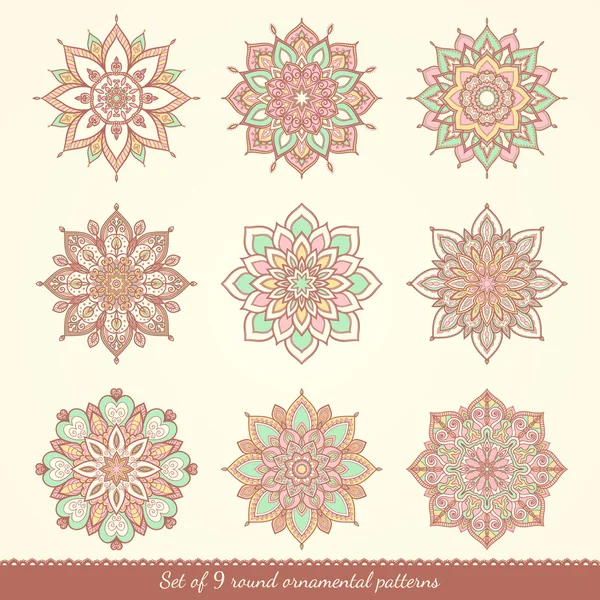 Mandala dessiné à la main aquarelle . — Image vectorielle