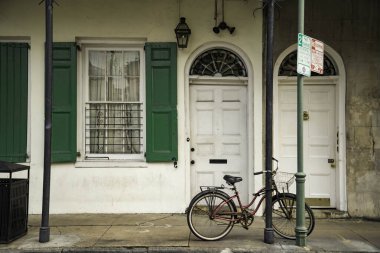 New Orleans, Louisiana 'daki Fransız Mahallesi' nin mimarisi..