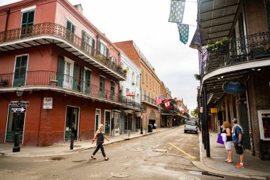 NEW ORLEANS, LA - 18 Ekim 2016: New Orleans, Louisiana Fransız Mahallesi Mimarisi.