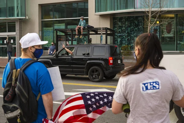 Portland Maine Usa November 2020 Mainers Vieren Joe Biden Overwinning — Stockfoto