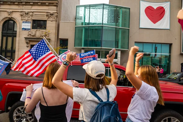 Portland Maine Usa November 2020 Mainers Vieren Joe Biden Overwinning — Stockfoto