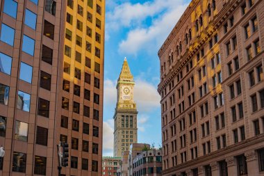 BOSTON, MA - 30 Ekim 2018: Boston, Massachusetts ABD 'deki modern binalar
