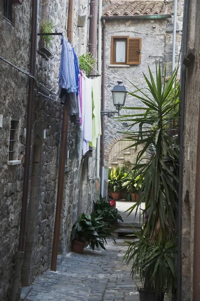 İtalya 'nın küçük bir köyü olan Bolsena' da ortaçağ mimarisi — Stok fotoğraf